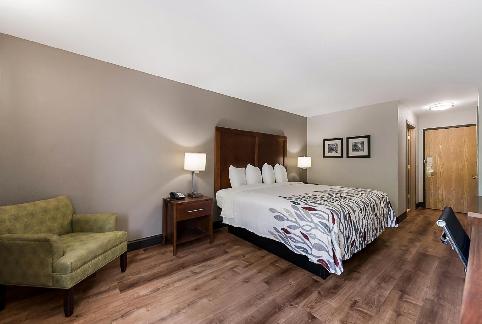 Red Roof Inn Newport News - יורקטאון מראה חיצוני תמונה