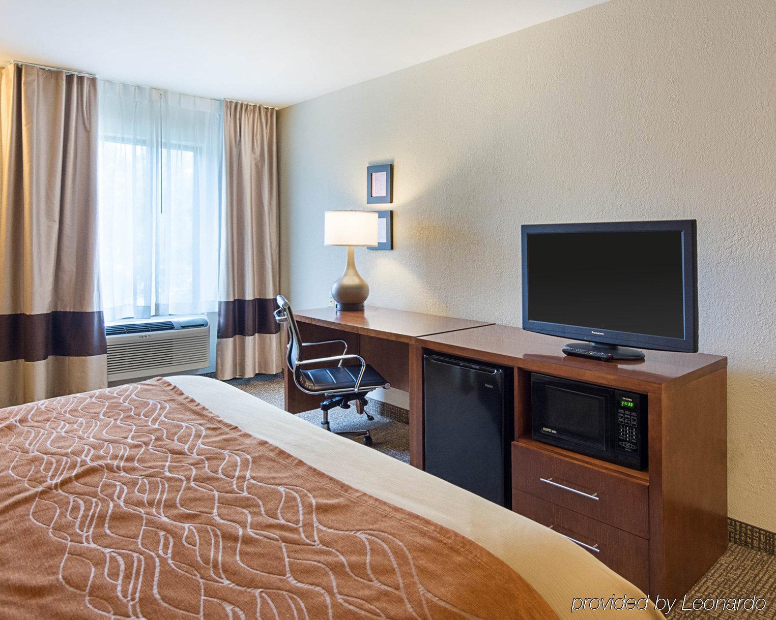 Red Roof Inn Newport News - יורקטאון מראה חיצוני תמונה