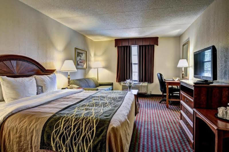 Red Roof Inn Newport News - יורקטאון מראה חיצוני תמונה